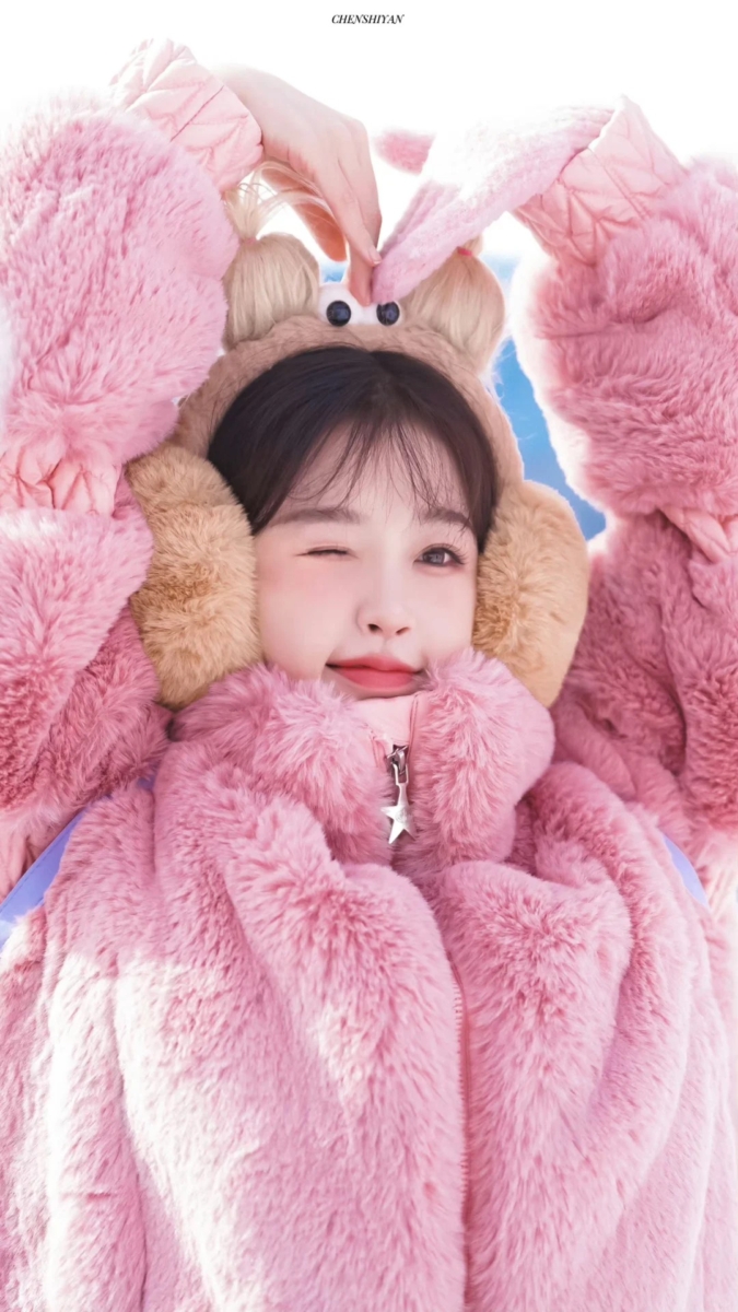 6、从小就是“小戏精”