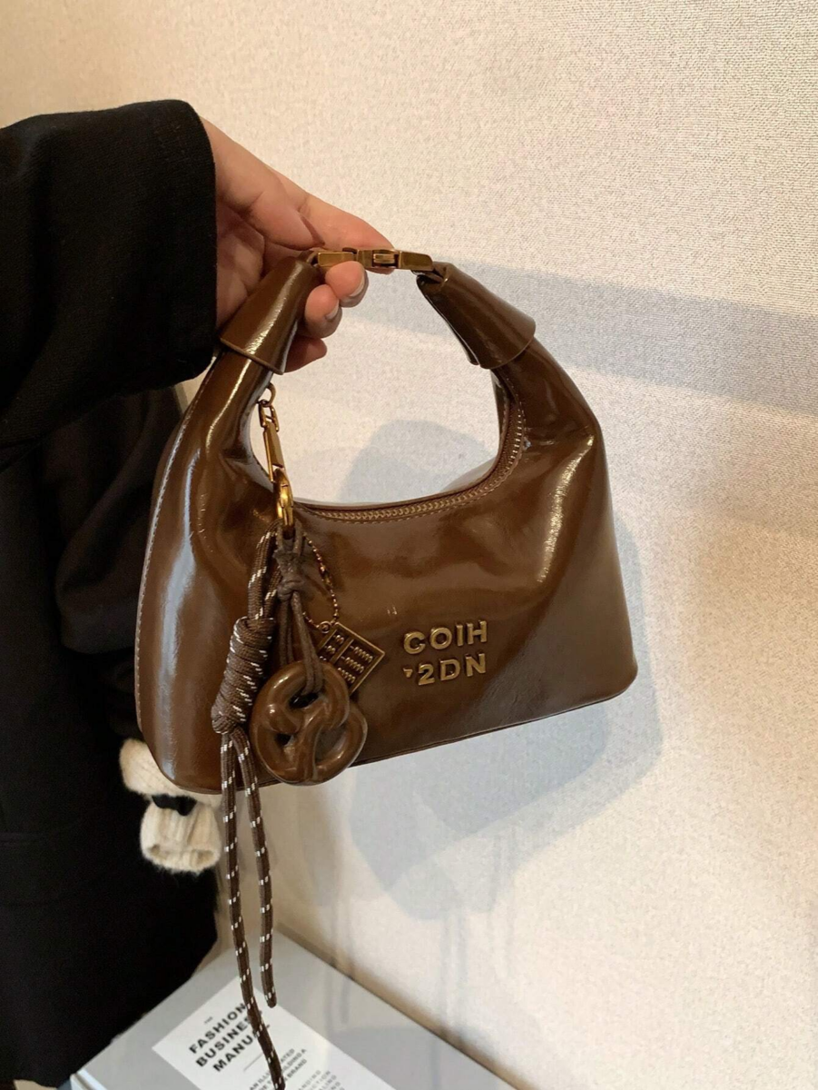 7、SHEIN jingxinbag 复古牛角包