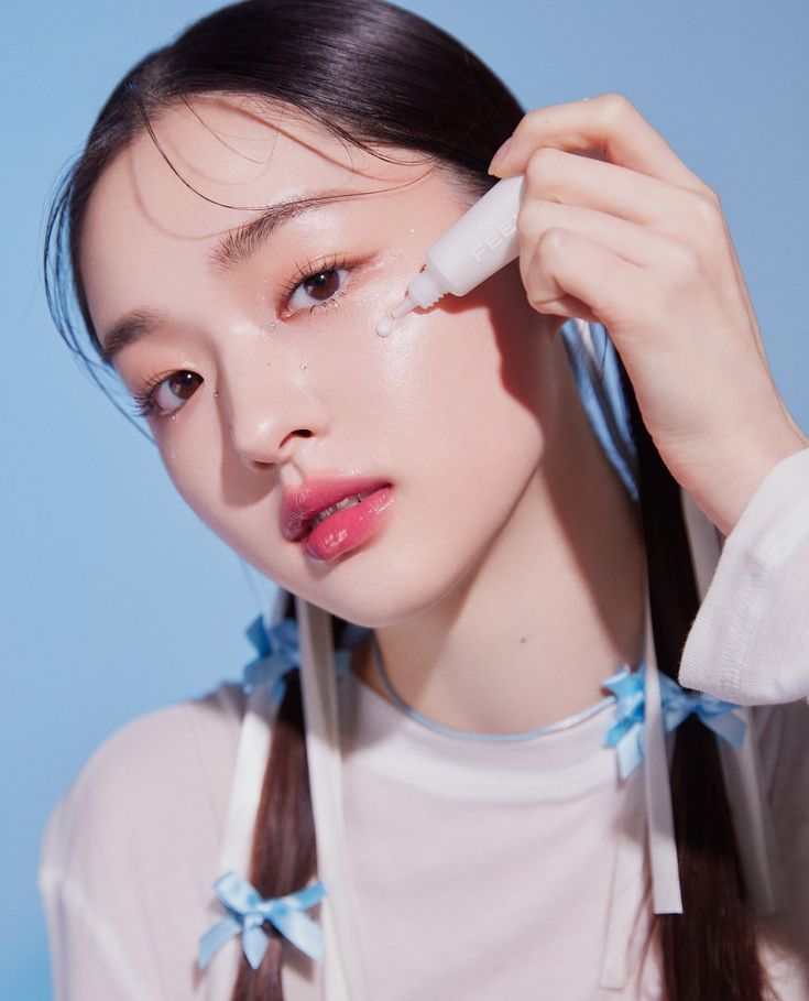 在使用眼膜之前，建议将其冷藏