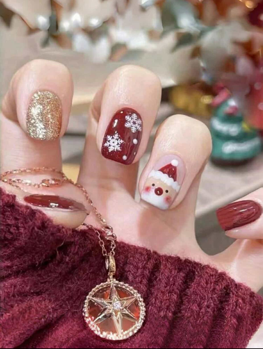 圣诞老人雪花金闪美甲