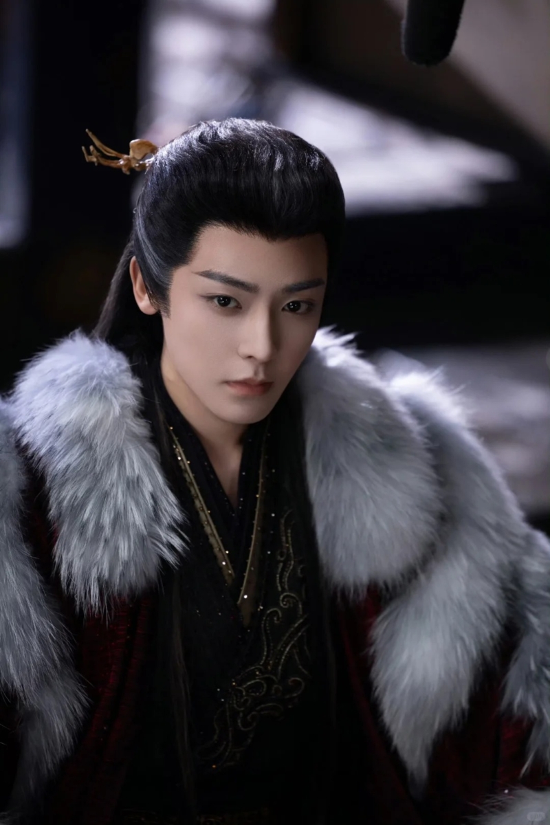 4、侯明昊 /《大梦归离》赵远舟