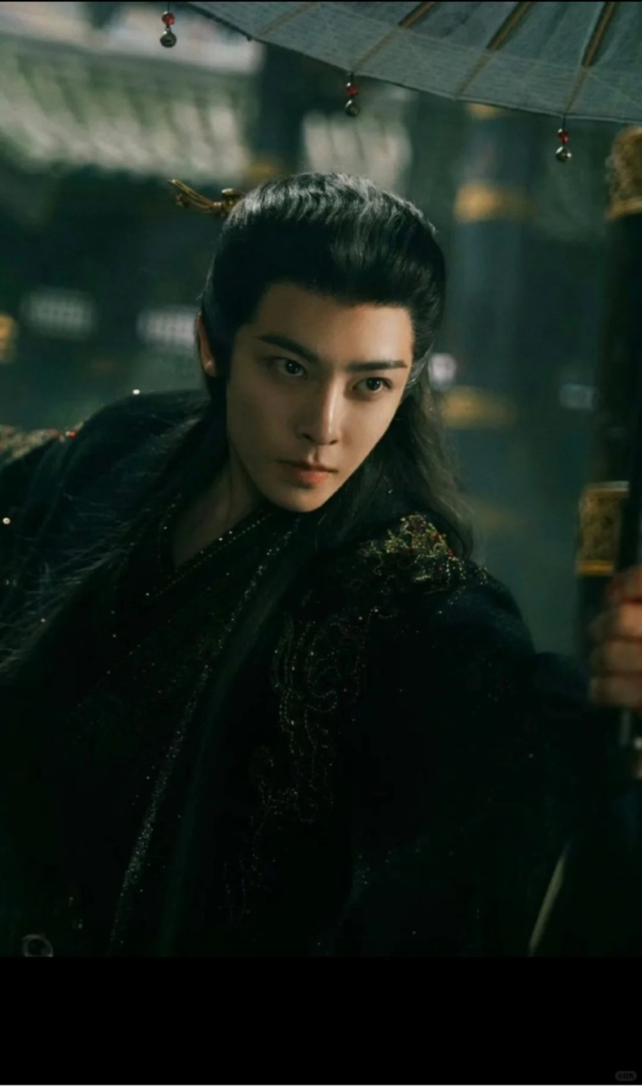 4、侯明昊 /《大梦归离》赵远舟