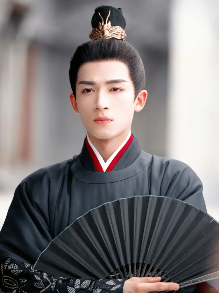 1、王星越 /《墨雨云间》肃国公萧衡