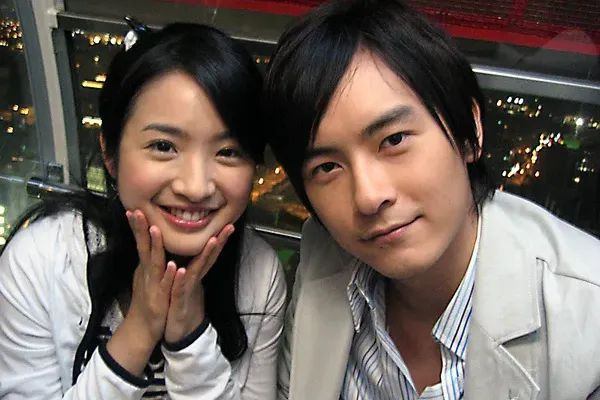 6、郑元畅——林依晨