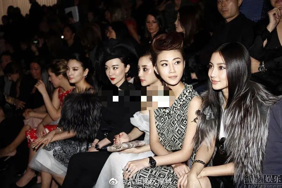 2012年著名的五大女星“挤板凳”的故事