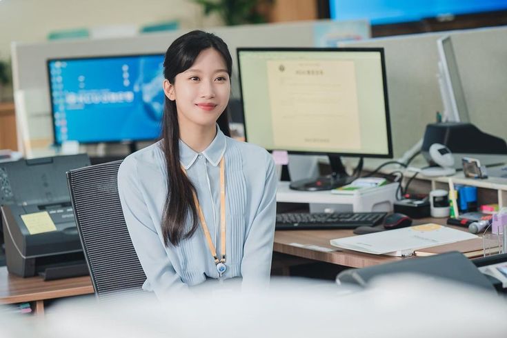 借汇报之名，行邀功之实