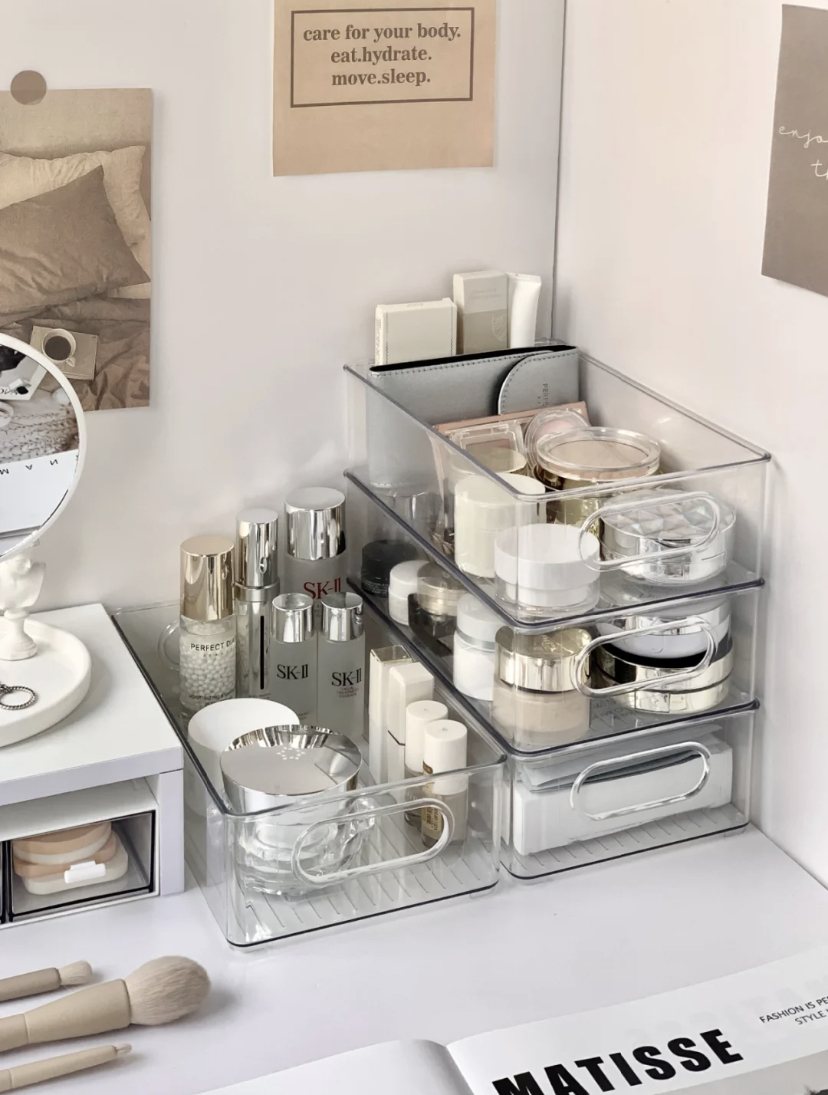 13、透明亚克力收纳盒