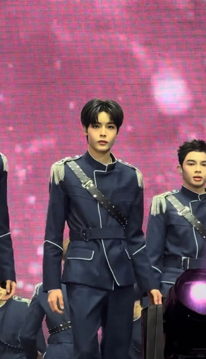 SMTR25 男练习生:Tata