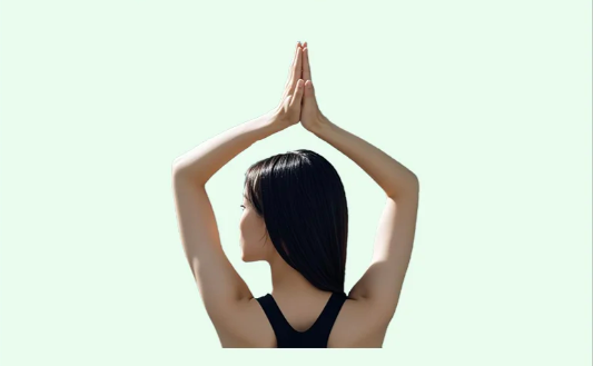 坐着瘦肚子的方法五、伸懒腰