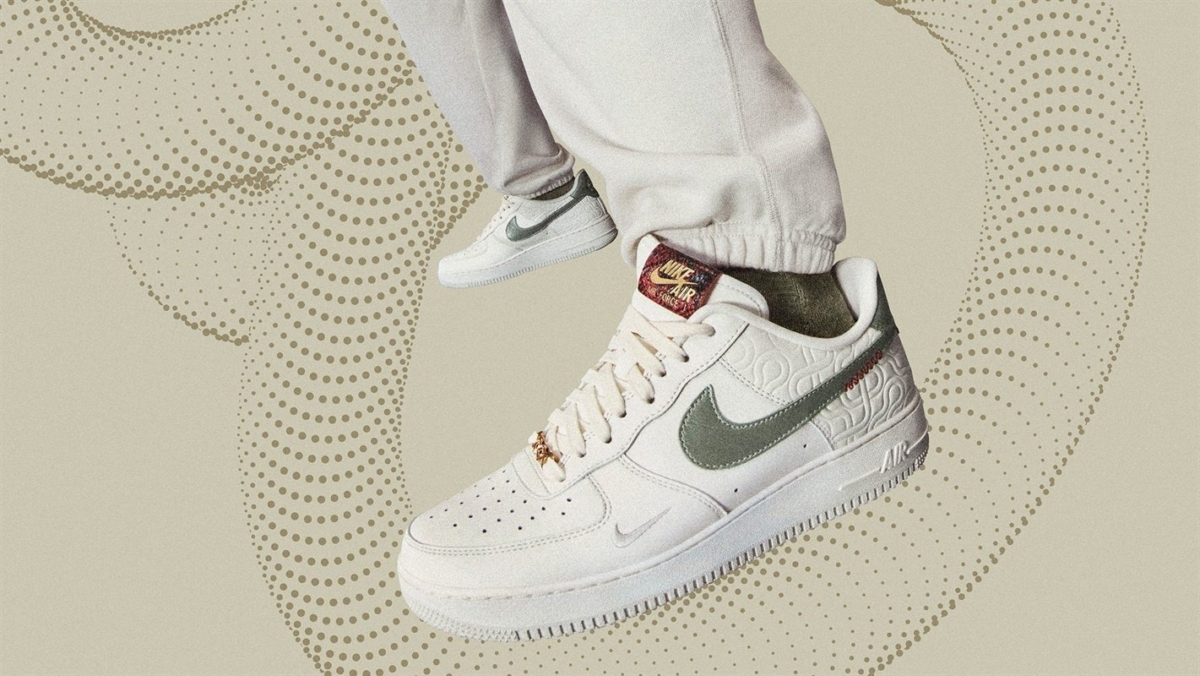 2、Nike 灵蛇迎新限定系列