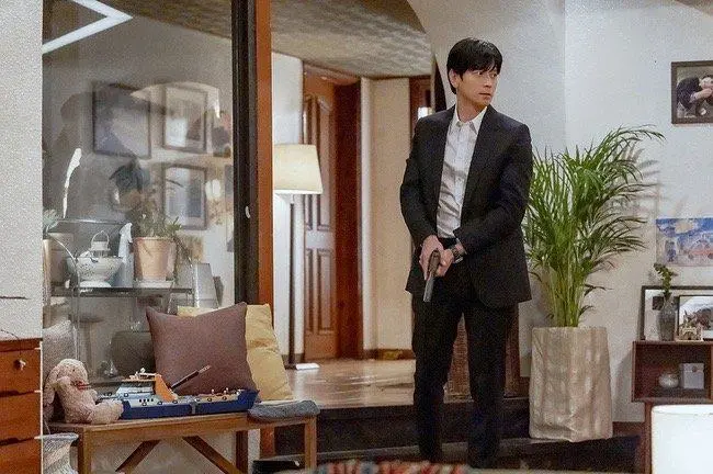 网友最期待的2025年韩剧CP TOP 5：《暴风圈》全智贤 X 姜栋元