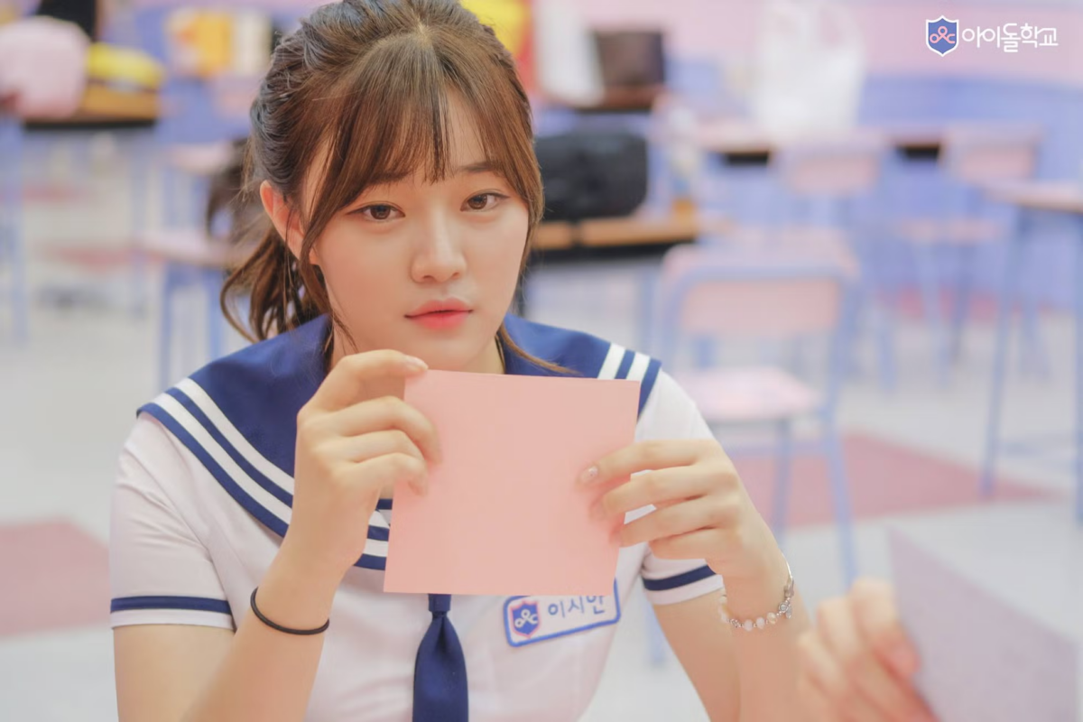 早期的李时安也是圆圆脸