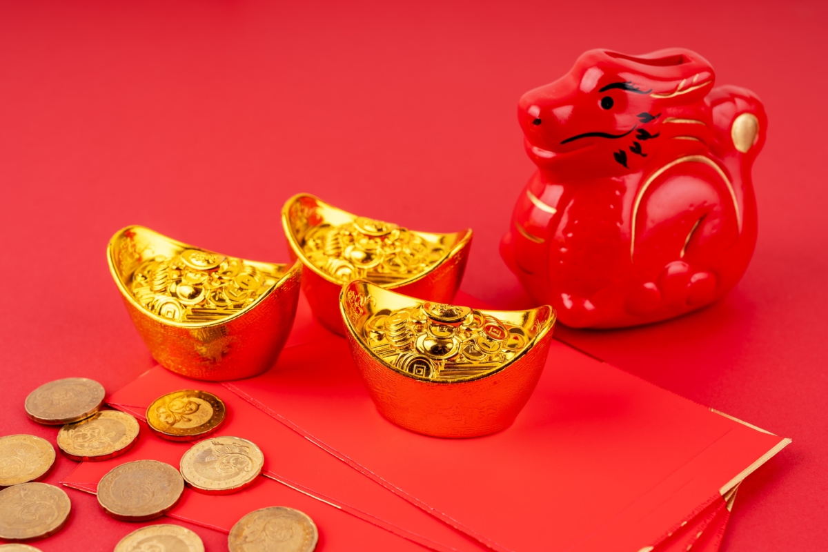 放在聚宝盆或茶壶里