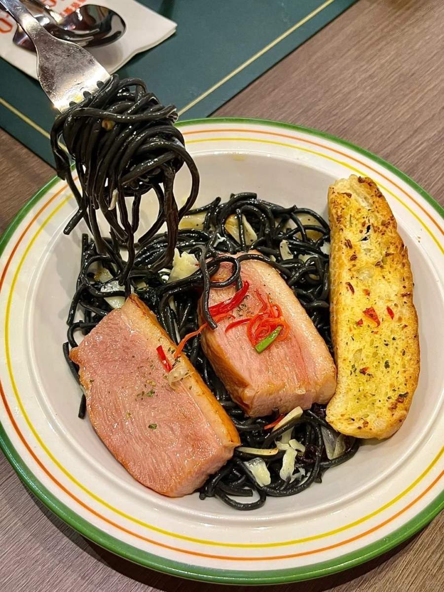 8、Thai Co Restaurant