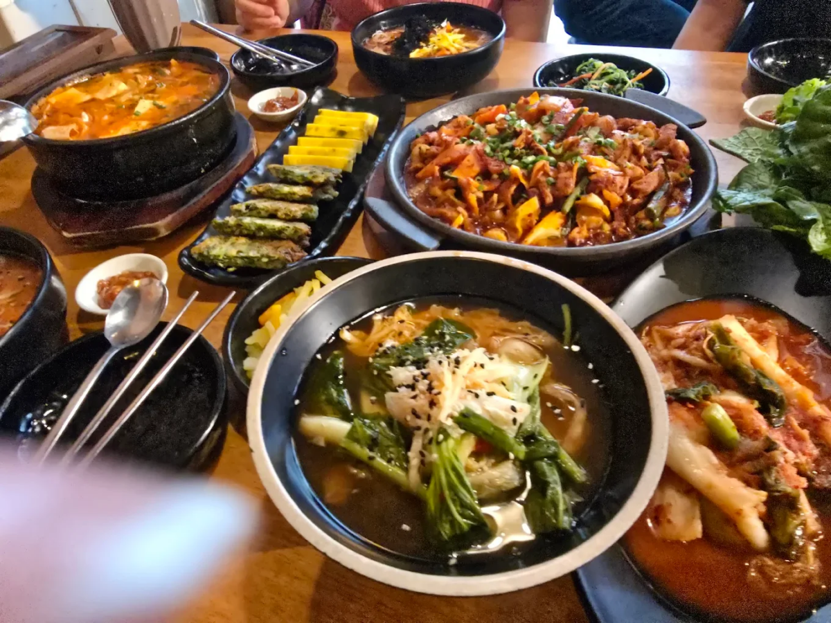 Pung Kyung Korean Traditional Cuisine & Cafe