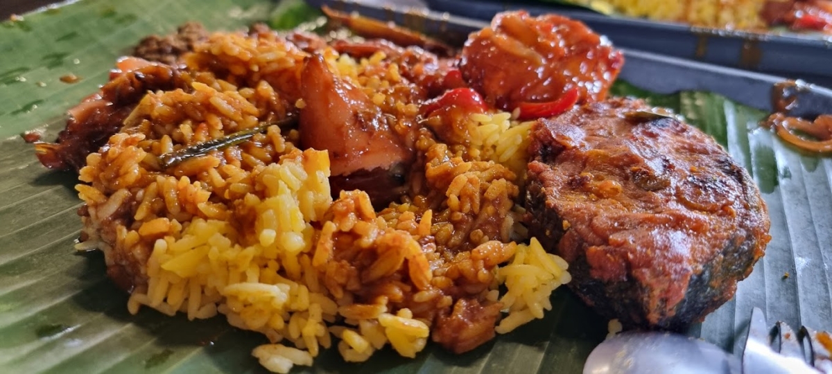 1、Nasi Lemak Ong 王咖喱饭