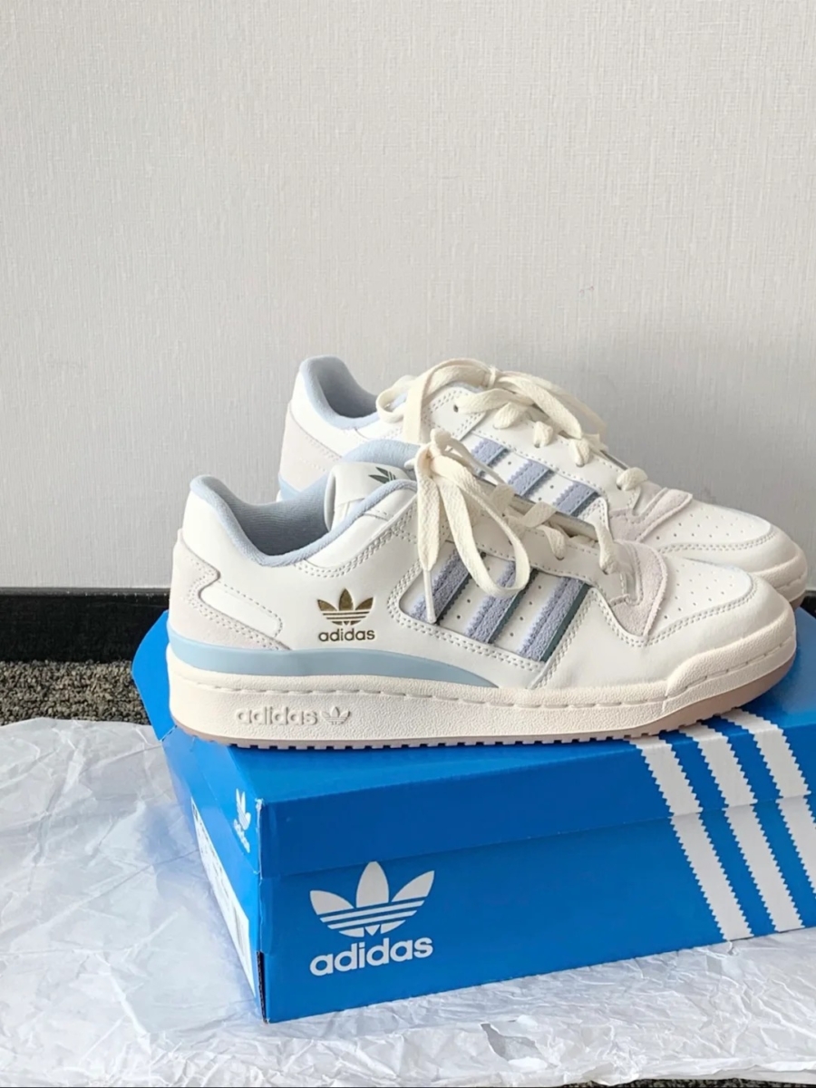 6、adidas Forum