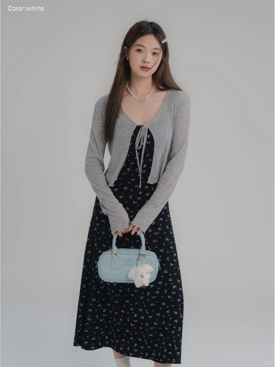 公式4：碎花裙 + 针织开衫