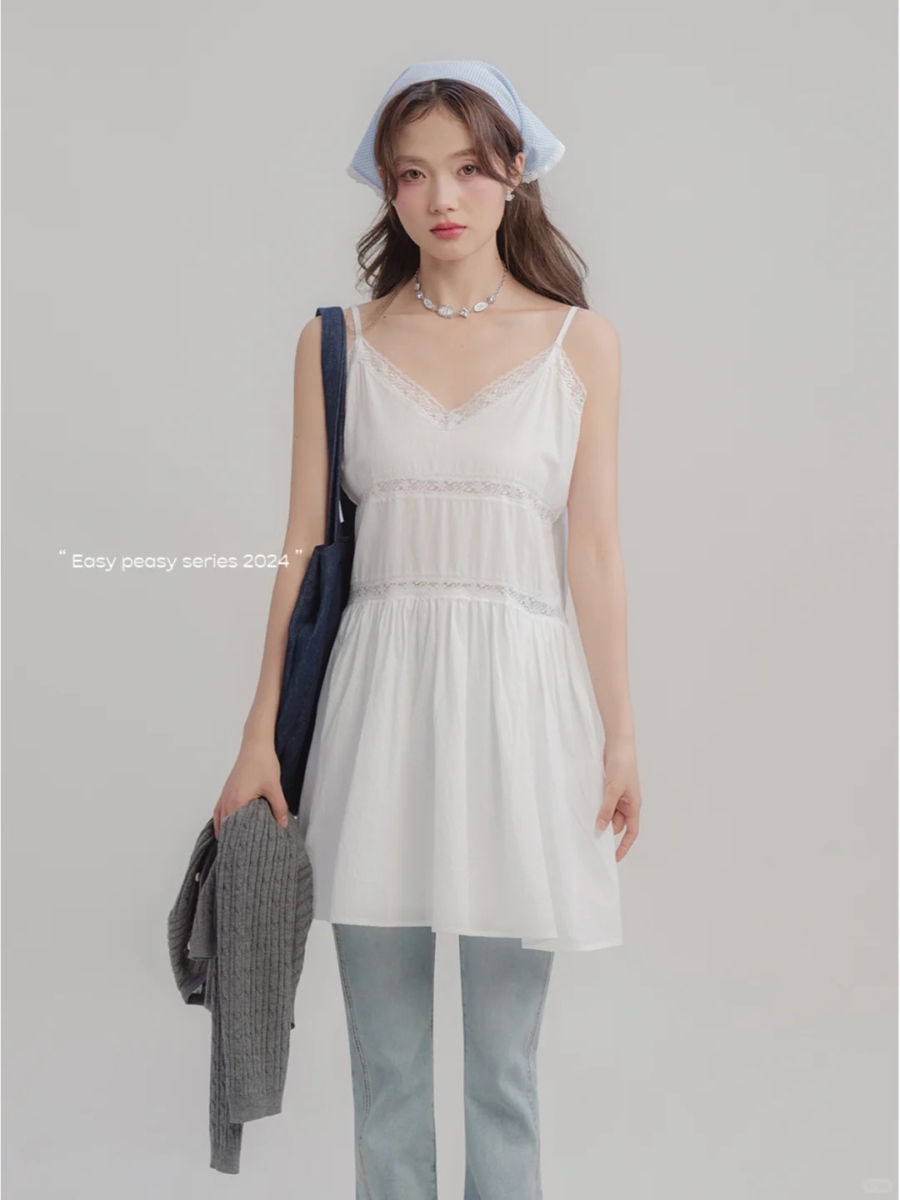 公式7：吊带裙 + 牛仔裤