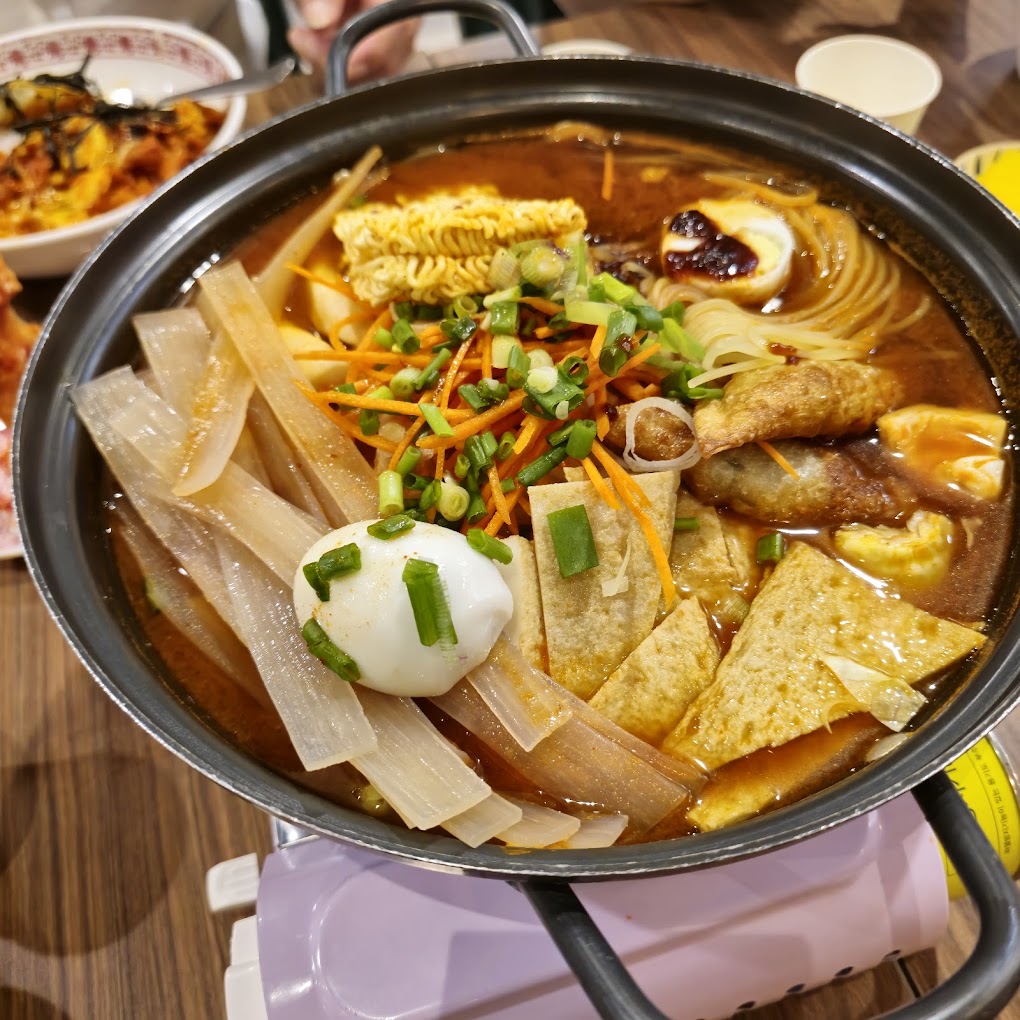 Gangnam Bunsik