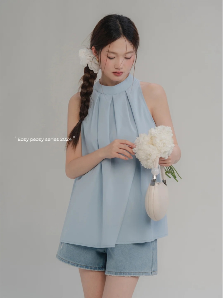 公式2：无袖上衣 + 牛仔短裤