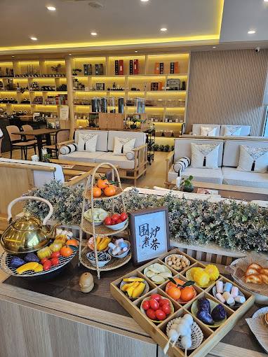 3、Omni Tea House SS23