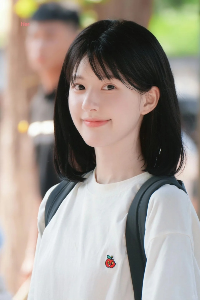 内扣空气感锁骨发 | 赵露思同款