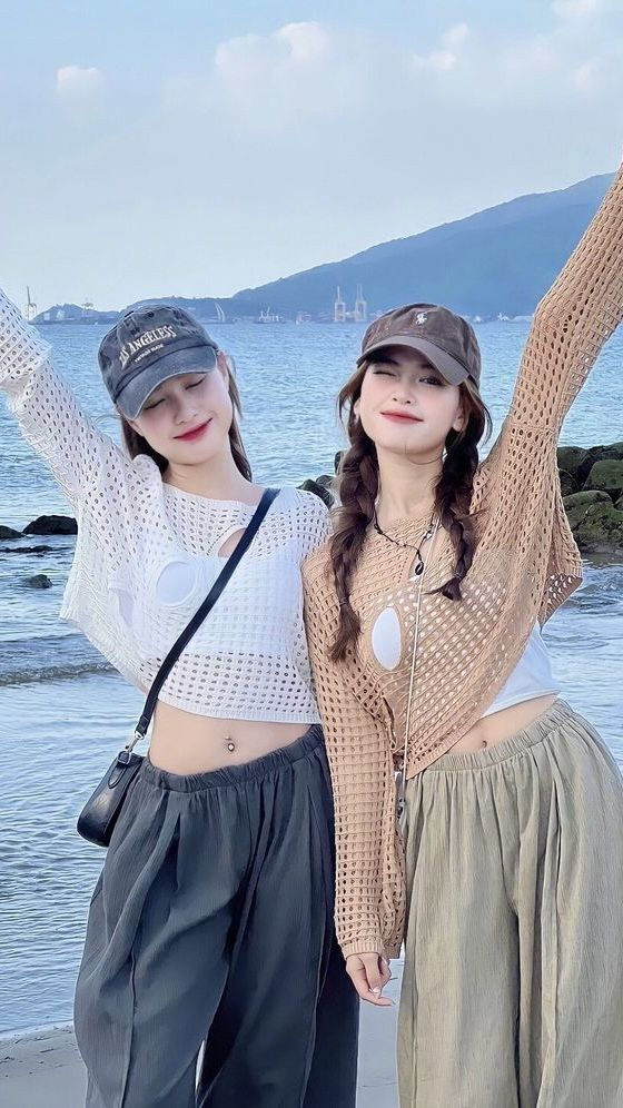 6. 街角偶遇，只剩一句客套的“你好”和匆匆离场