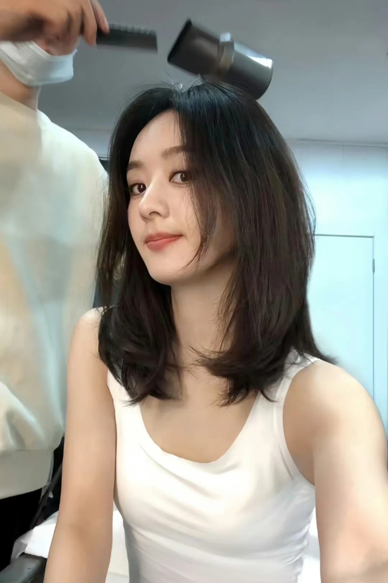 空气感内弯锁骨发 | 赵丽颖同款