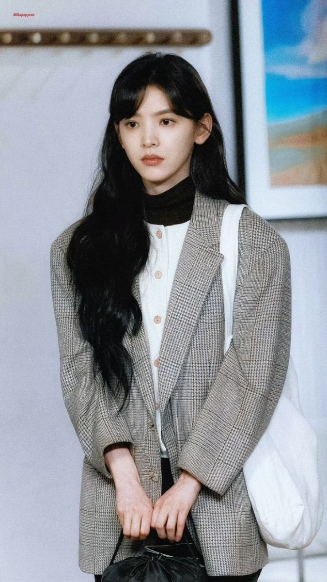 技巧二：同类领口不超二