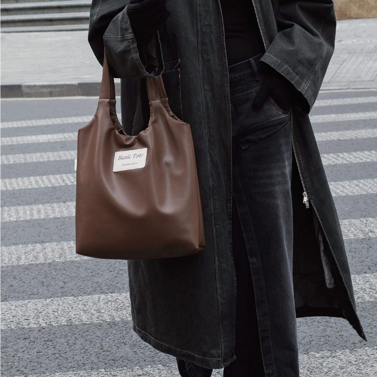 Cream Couch Basic Tote S