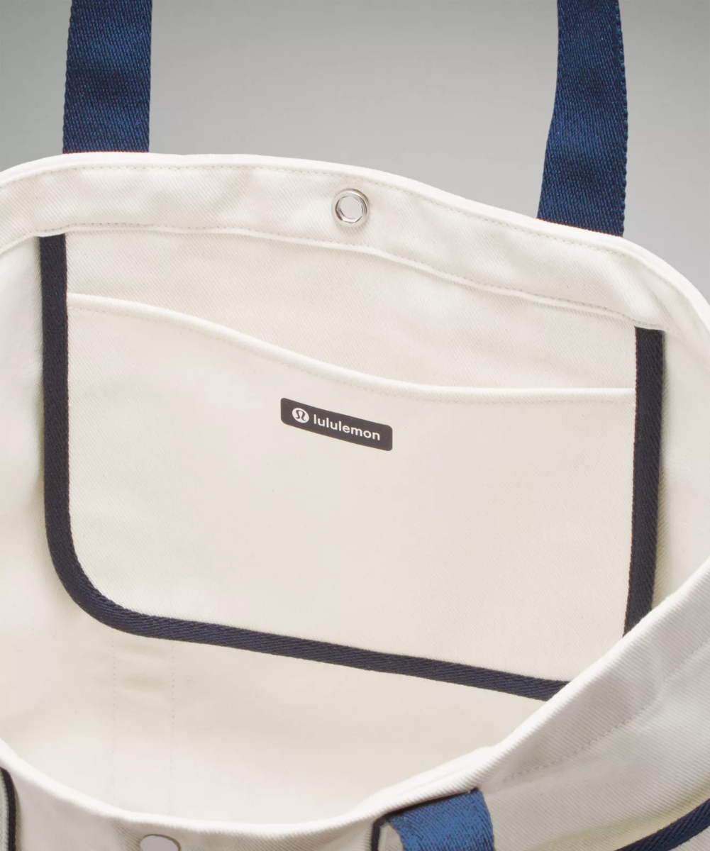 Lululemon Daily Multi-Pocket Canvas Tote Bag 20L