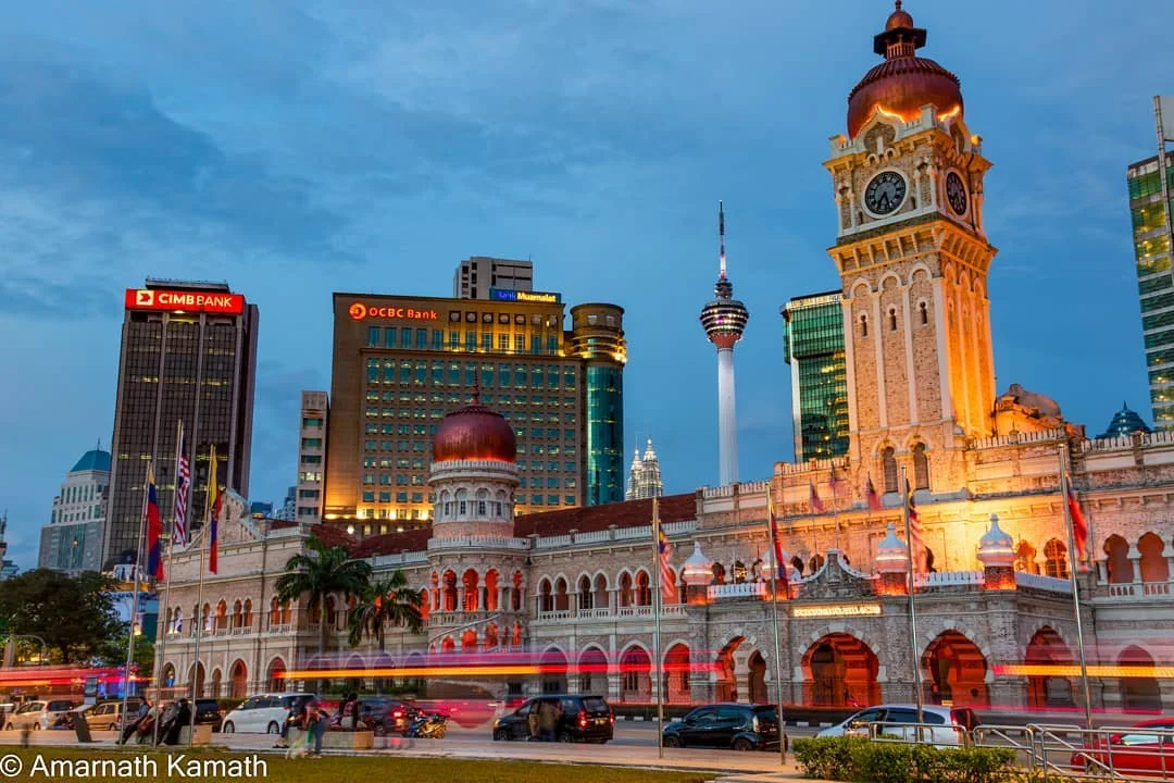 独立广场 & 苏丹阿都沙末大厦 (Merdeka Square & Sultan Abdul Samad Building)