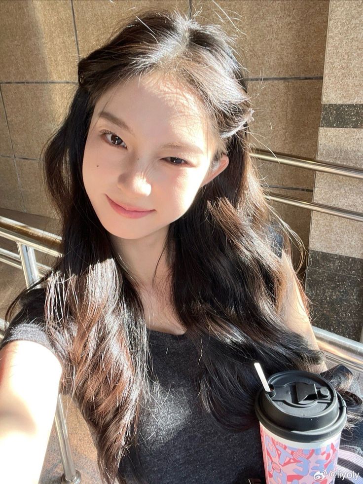 涂防晒前要精简护肤