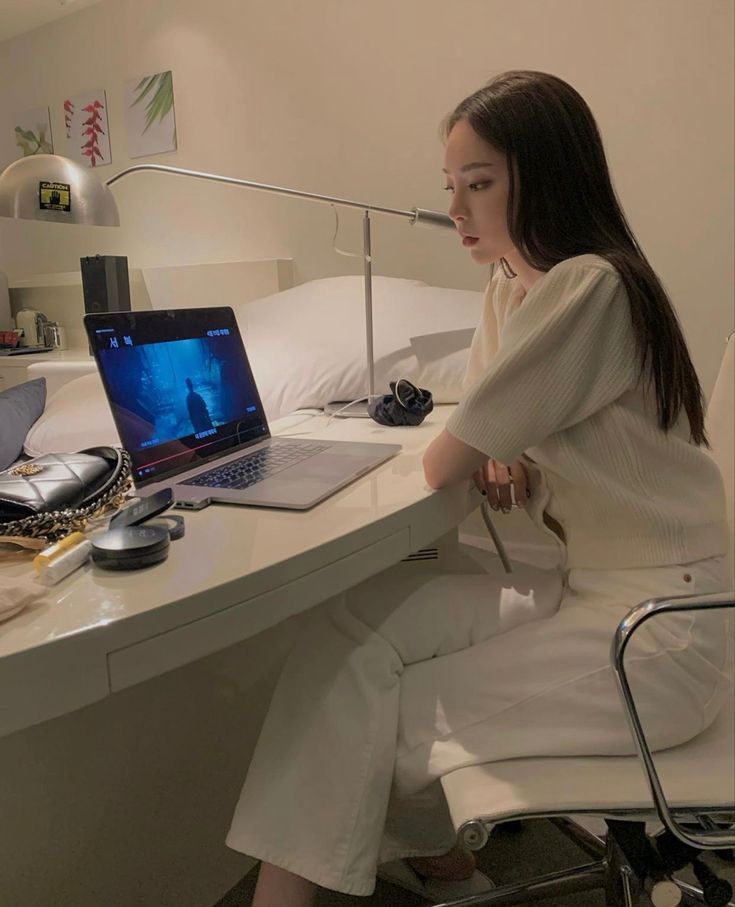 6. 看高分纪录片:开阔视野