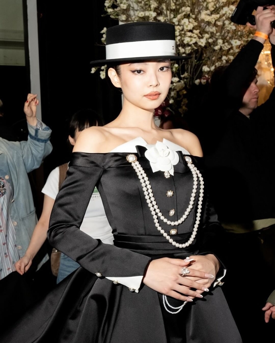 Jennie Met Gala 红毯