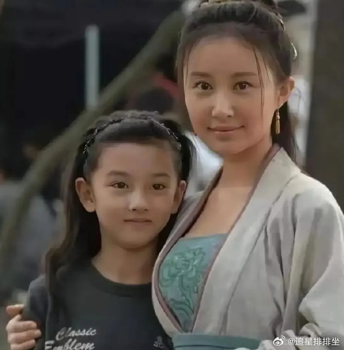 6. 娱乐圈的亲戚?她和舒畅竟是表姐妹!