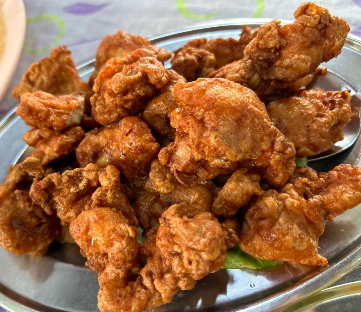 元华饮食阁雪花啤酒 Yoon Wah Restaurant