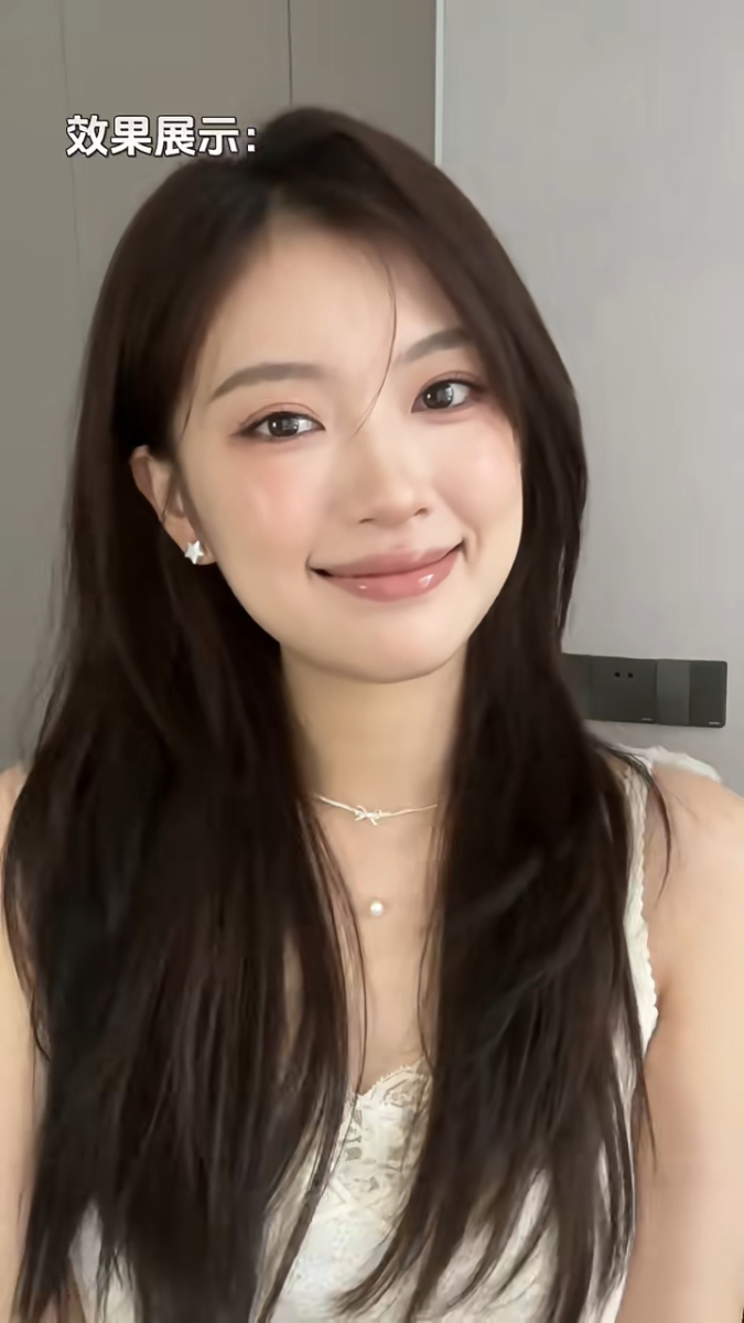 点缀下巴