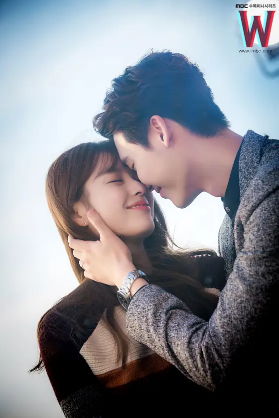 烂尾韩剧：8. 《W-两个世界》