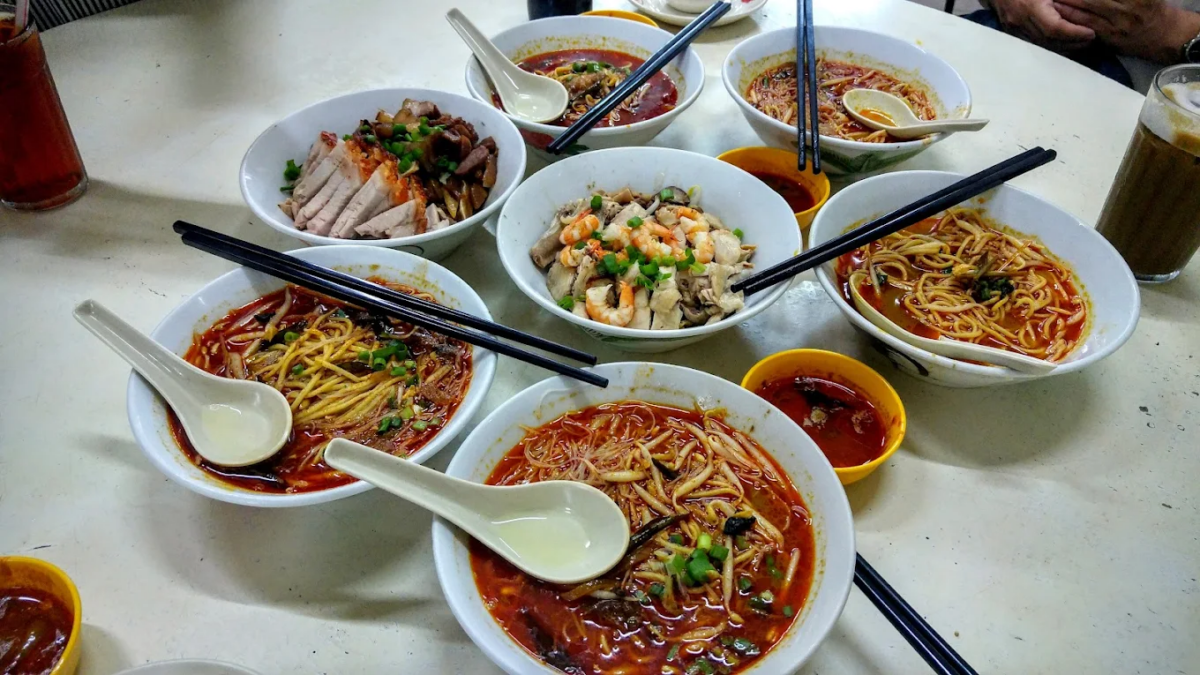 新泉芳咖喱面 Restoran Xin Quan Fang