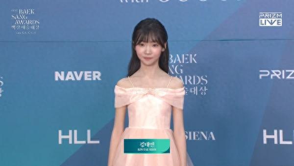 泰妍凭借出色的表现，也入围了本届百想的新人演技奖