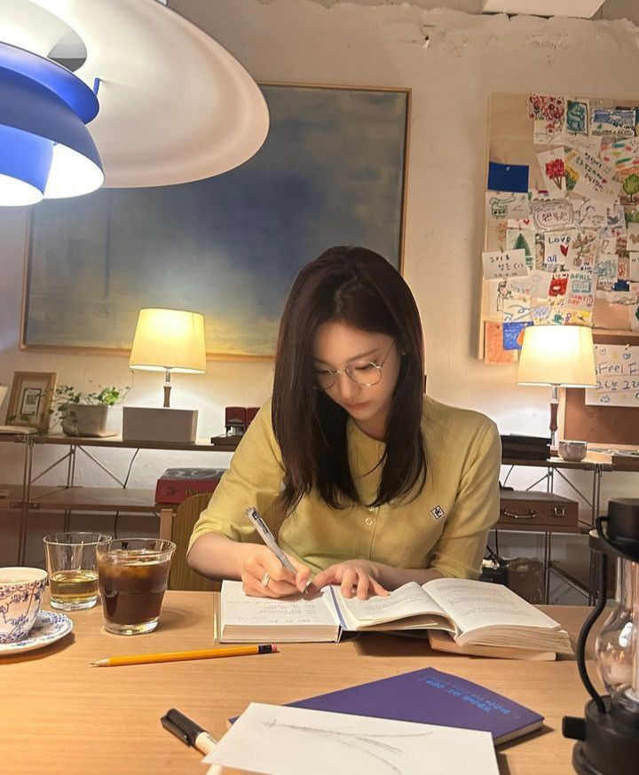 1.3 教育成长罐 (Education Jar - 10%): 你的“大脑充电宝”