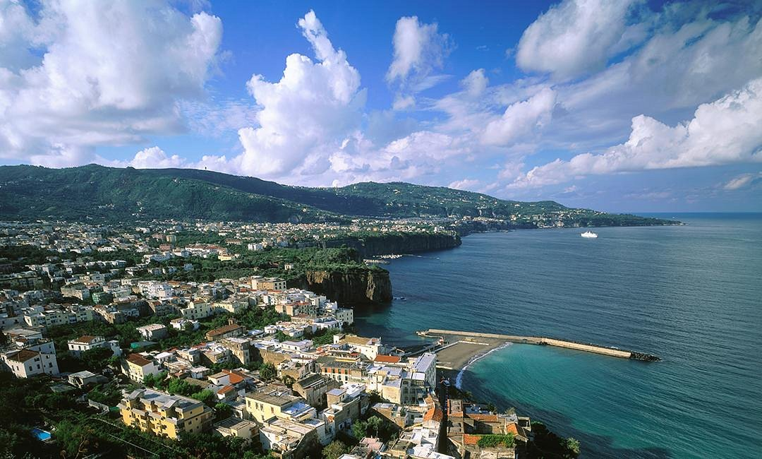 如何前往阿马尔海岸?