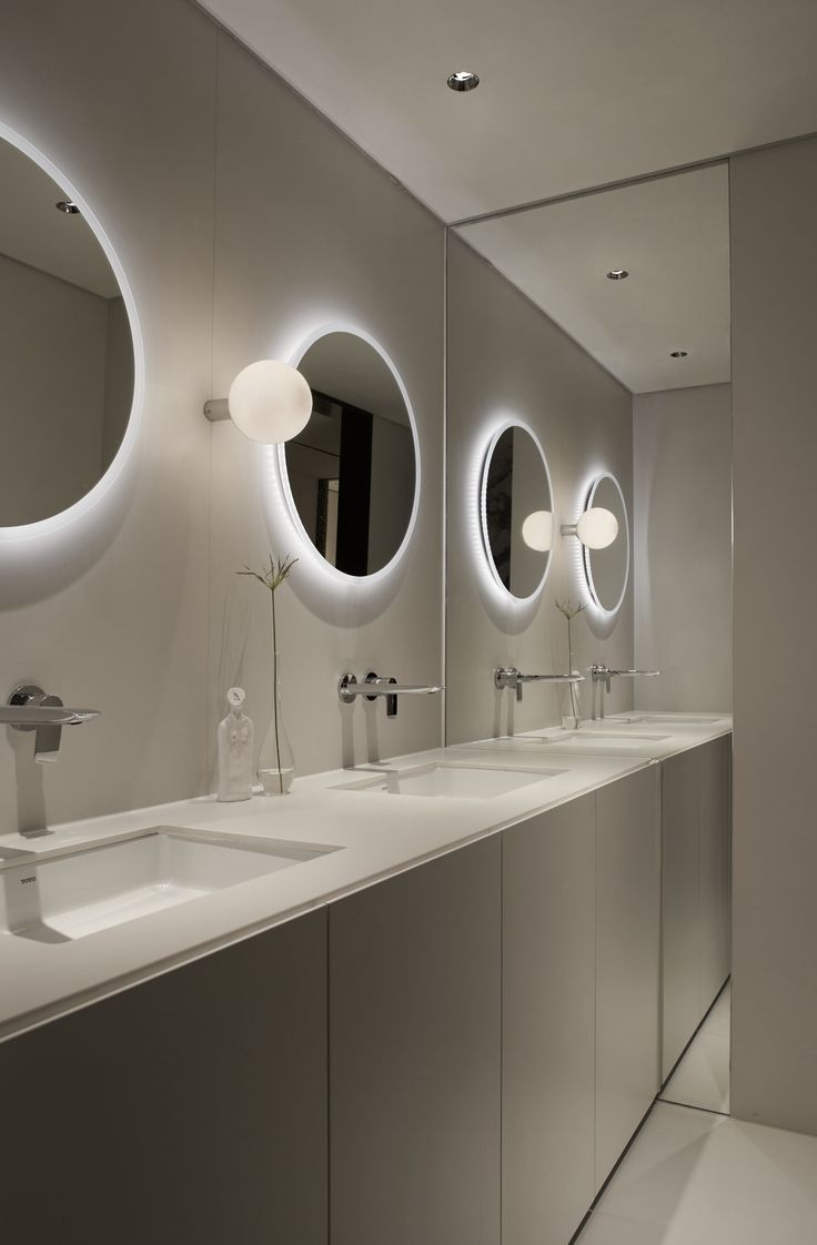 10. “味”不可挡：工位远离卫生间！