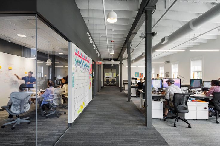 5.  “门”的学问大：工位不对门，气场不冲撞！