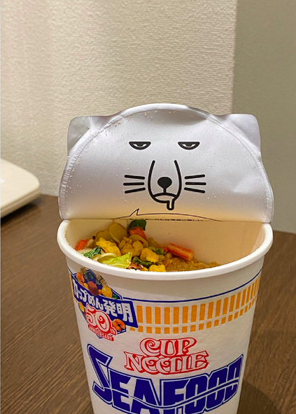 作为“隐藏款”登场的藏狐表版日清杯面