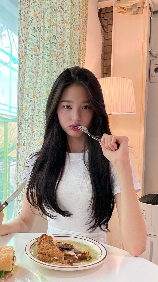 1. 头顶白发:【气血不足】气血不足啦!