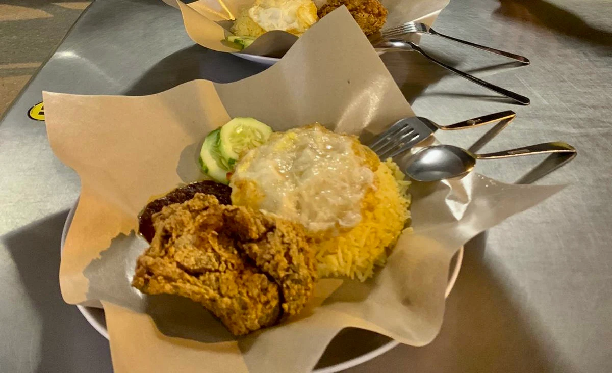 Yellow Corner Nasi Lemak Pak Haji