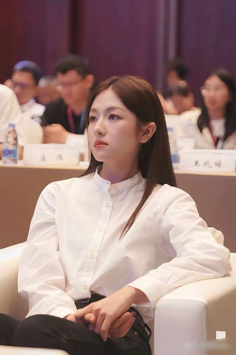 8. 曾被送去韩国训练…但她最怕跳舞！